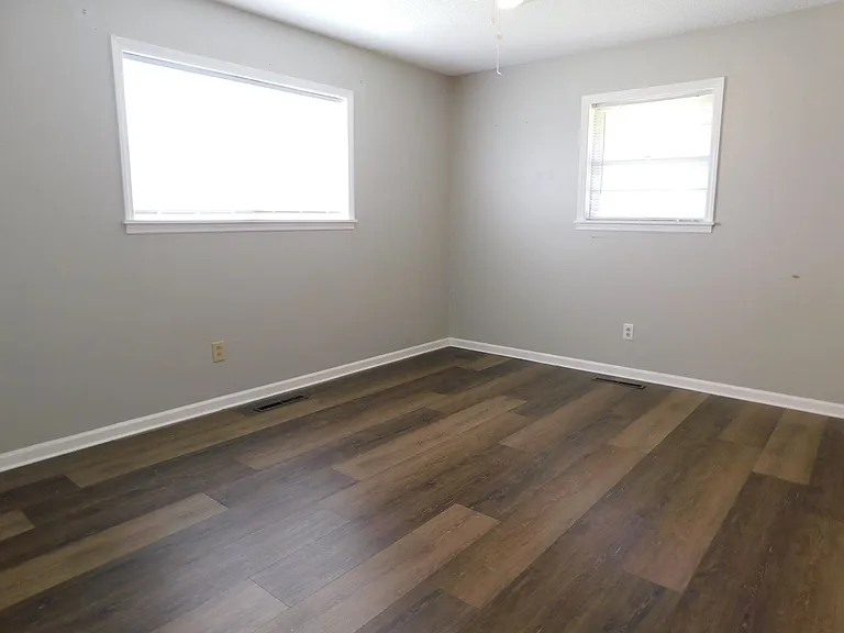 7800 Meadow Dr — Photo 7