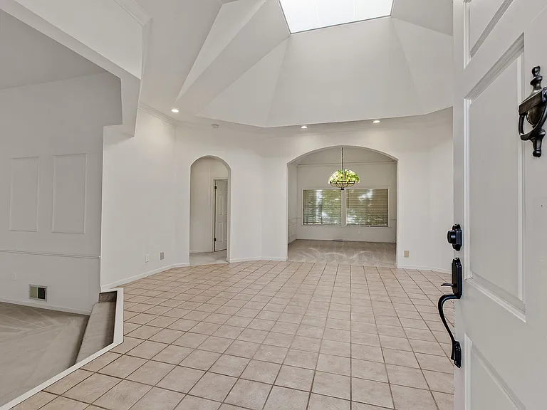 19313 Kerwin Ranch Ct — Photo 9