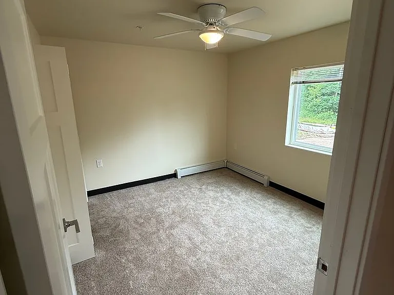 1303 Foothill Ave — Photo 12