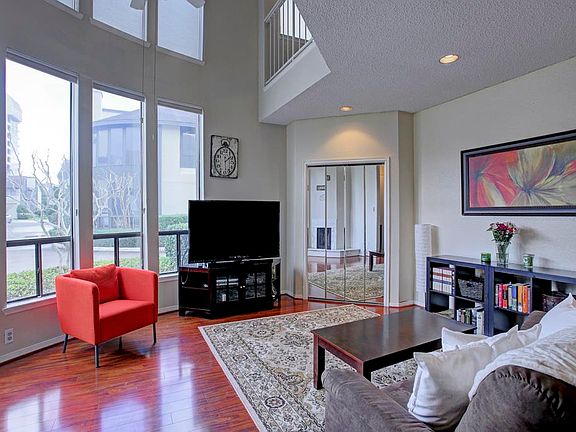4th image of 1112 Bering Dr APT 49