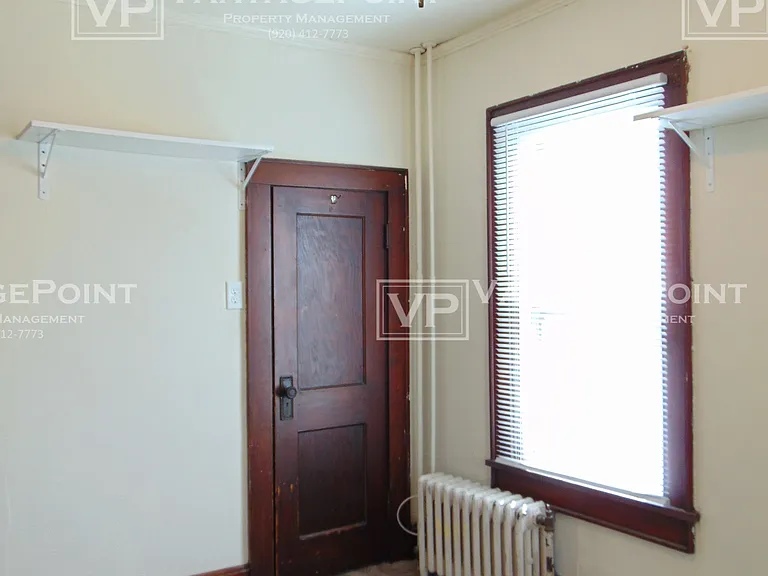 605 W Walnut St #2 — Photo 9