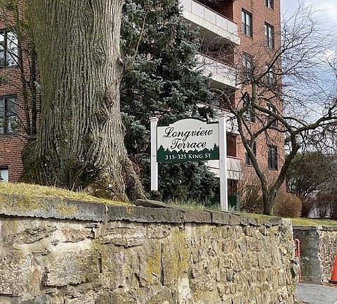 2nd image of 325 King St APT 2L