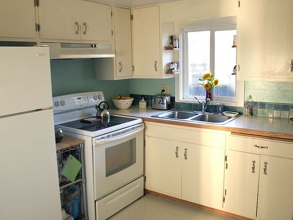 Light-filled kitchen