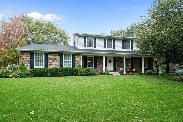 1st image of 1136 Huntleigh Dr