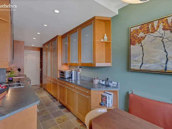 139 East 94th Street image 14 of 27