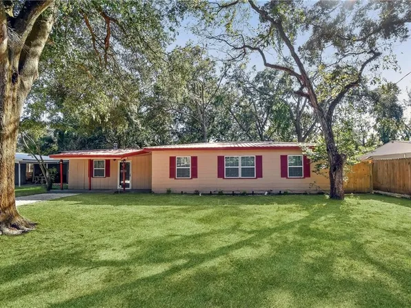 418 Buckingham Pl, Brunswick, GA 31525