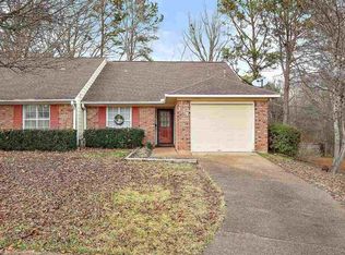 134 Amberwood Dr, Clinton, MS 39056