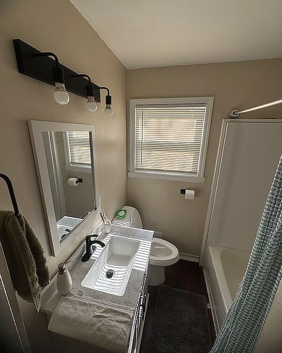 Bathroom 2