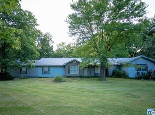 2074 Cedar Grove Rd, Leeds, AL 35094