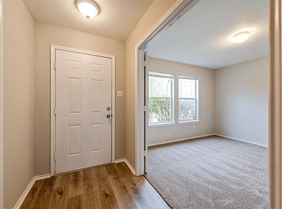 5th image of 1504 Big Bend Dr