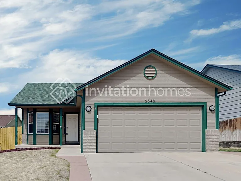 5648 Hawkesbury Dr — Photo 1
