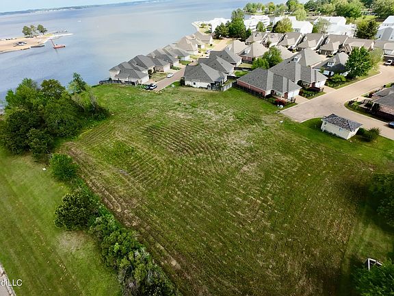 5th image of 1 Meeting St