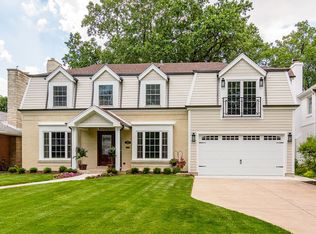 1410 Clinton Pl, River Forest, IL 60305