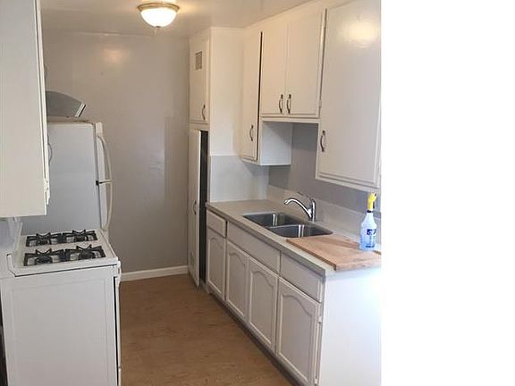 4th image of 3022 Wabash Ave APT 4