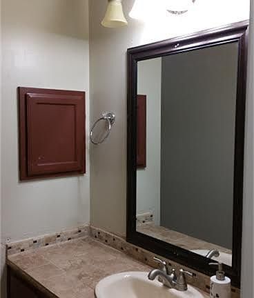 3rd image of 2525 Orion Dr