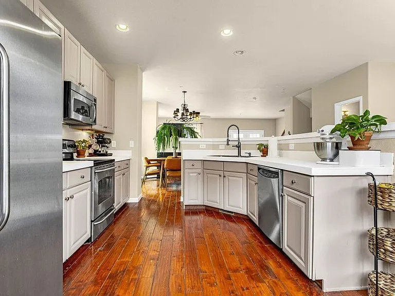 848 Wahsatch Rdg — Photo 11