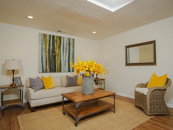 5th image of 7502 Prairie Mound Way