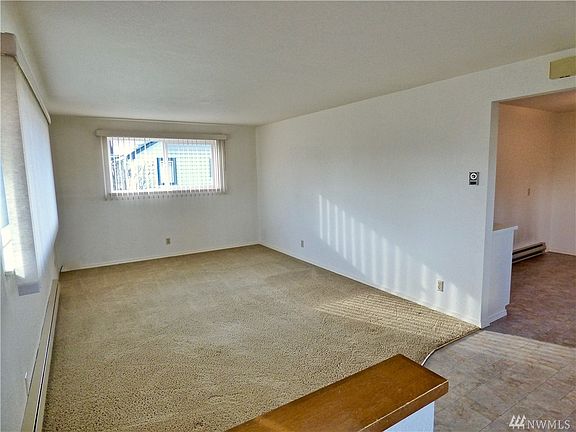 5th image of 6702 Berkshire Dr