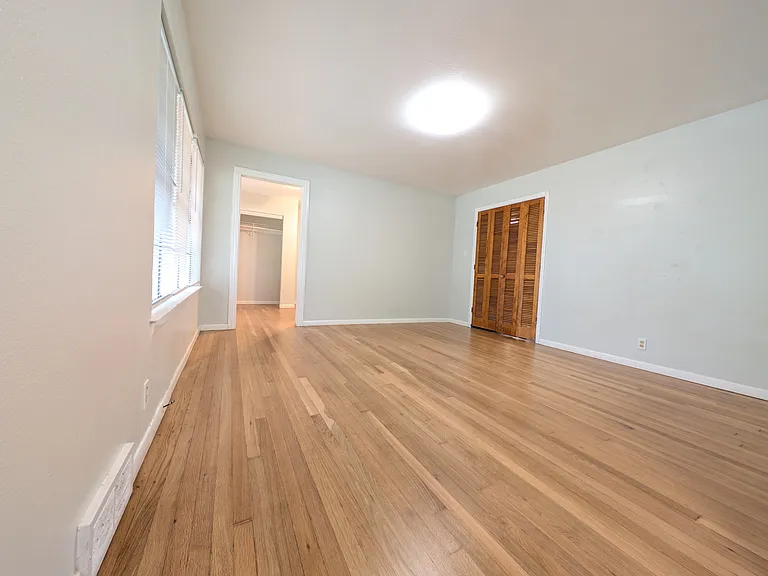 1708 Linden Dr — Photo 11
