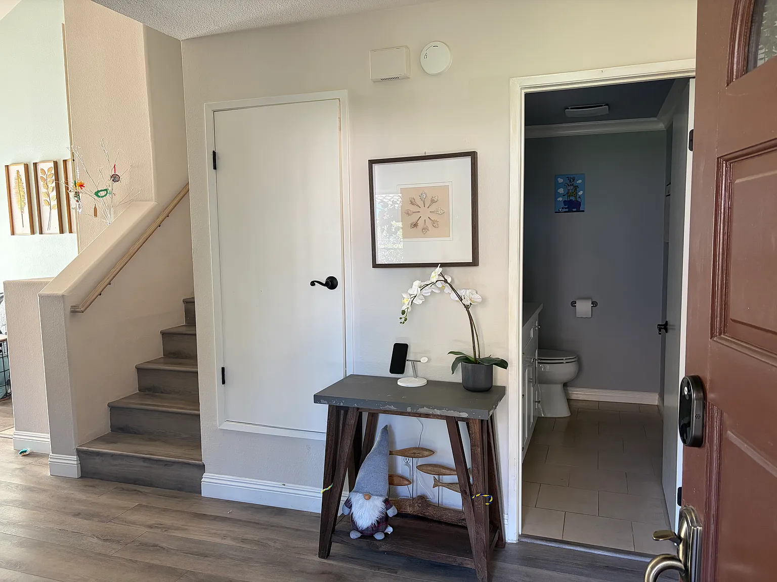 3 bed, 2.5 bath, 1333 sqft, $4,650 — Photo 3