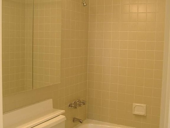 3rd image of 256 E 125th St APT 20