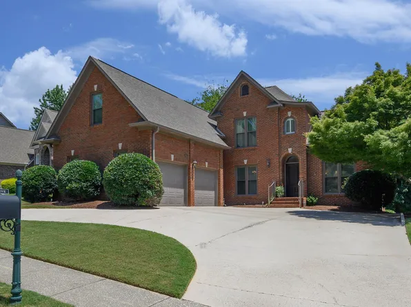 1185 Hibiscus Dr, Birmingham, AL 35226