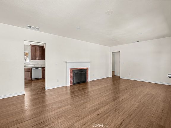 5th image of 2514 Prospect Ave