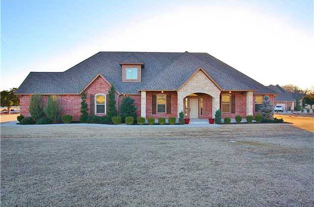 1st image of 8700 SW 109th Ct