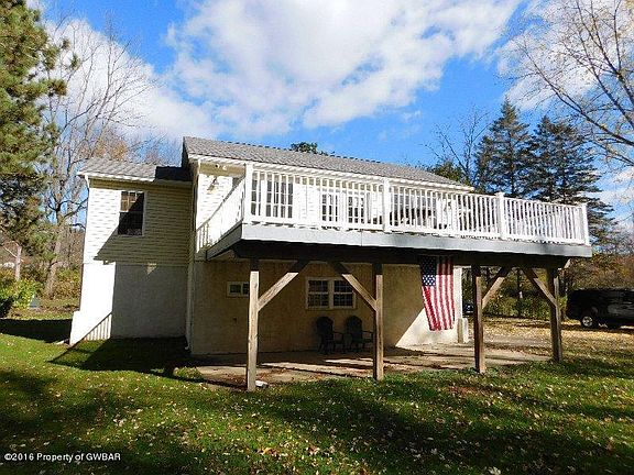 3rd image of 213 Pike Ln