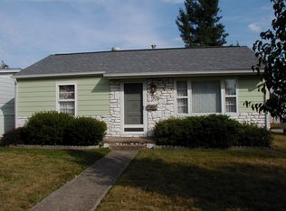512 Hillsdale Dr, Carmi, IL 62821