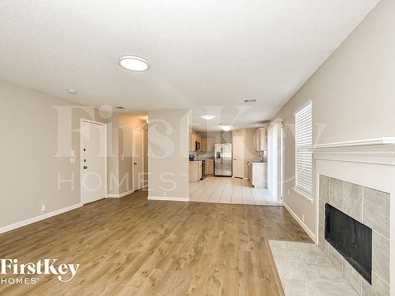 2nd image of 1409 Anglican Dr