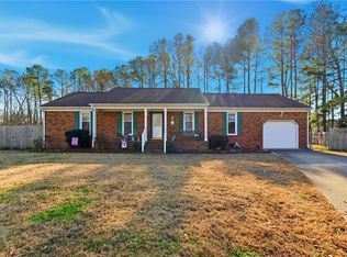 925 Bellingham Dr, Chesapeake, VA 23322