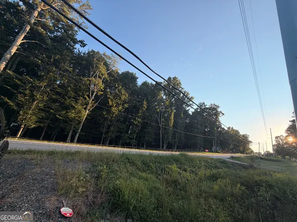 1885 Due West Rd, Dallas, GA 30157