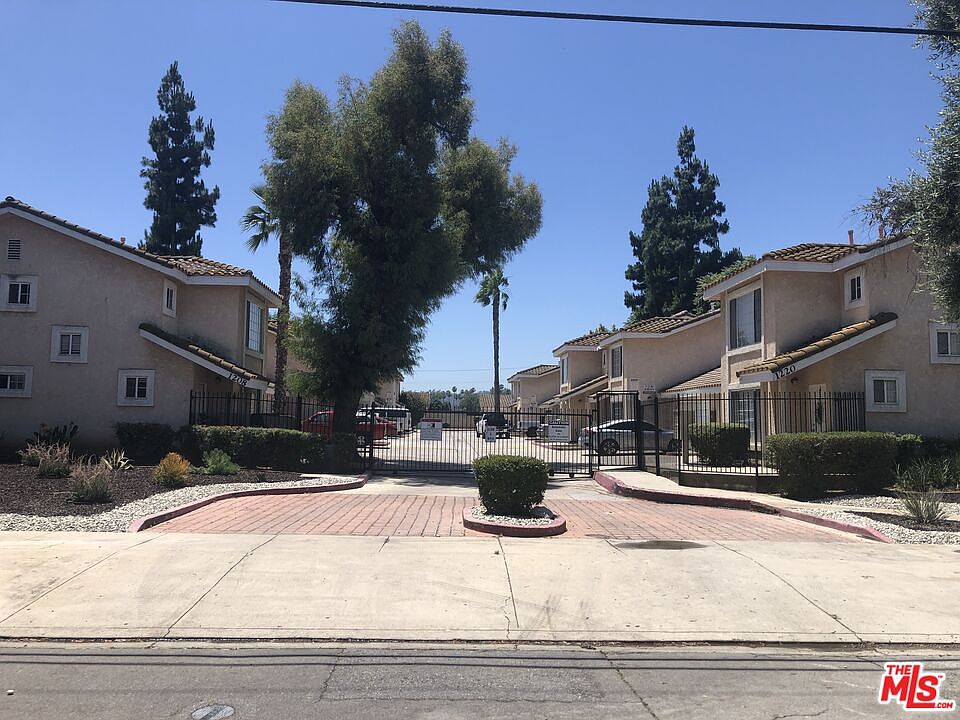 1st image of 1208 W 11th St