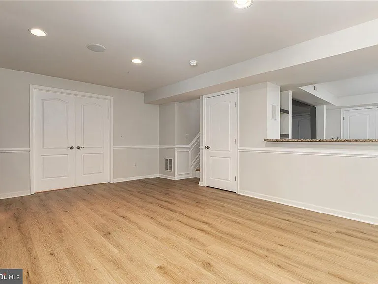 15043 Gaines Mill Cir — Photo 37