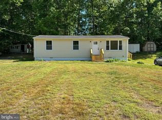 17088 Elm St, Bowling Green, VA 22427