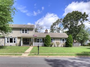 140 Fairview Ct, Brick, NJ 08724