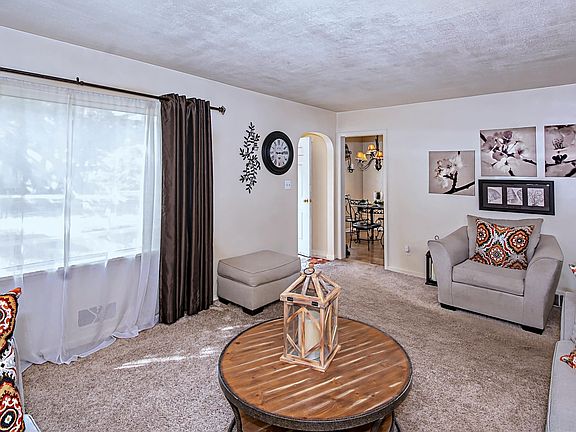 4th image of 1281 Bishop Ave