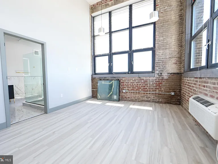 1810 E Venango St #506 — Photo 10