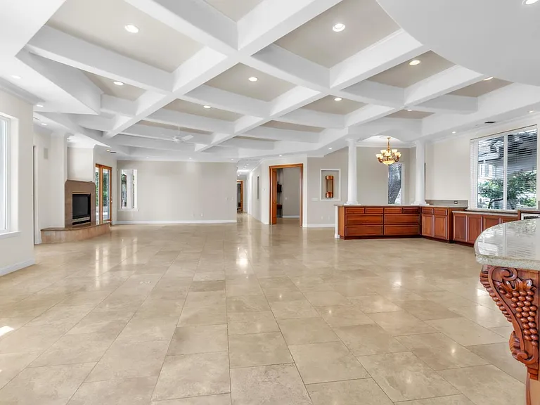 5237 Sunridge Dr — Photo 11