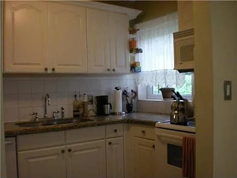918 Ortega Ave — Photo 15