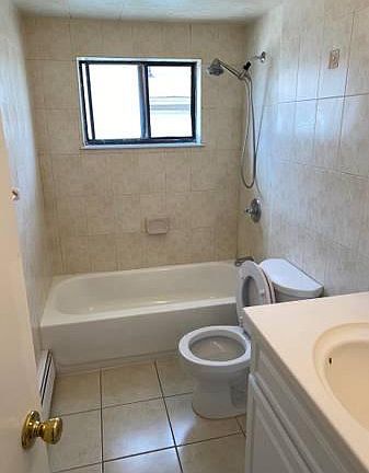 2nd image of 407 Travis Ave #3