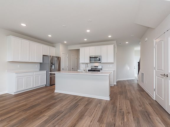 5th image of 3308 Morab Dr