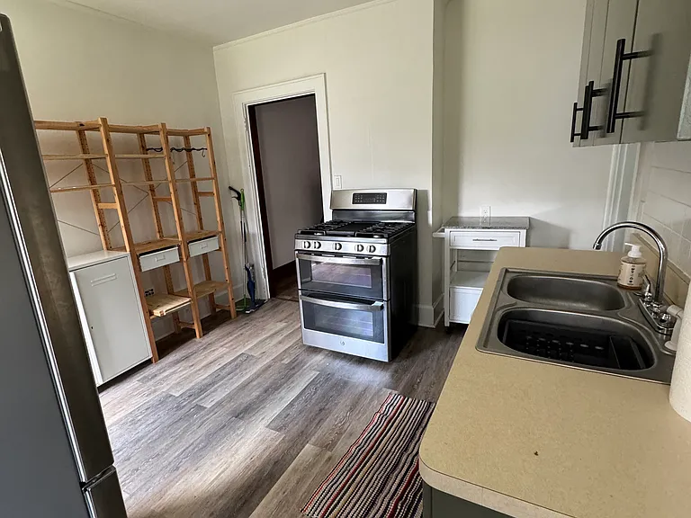 107 W Lakeview Ave — Photo 9