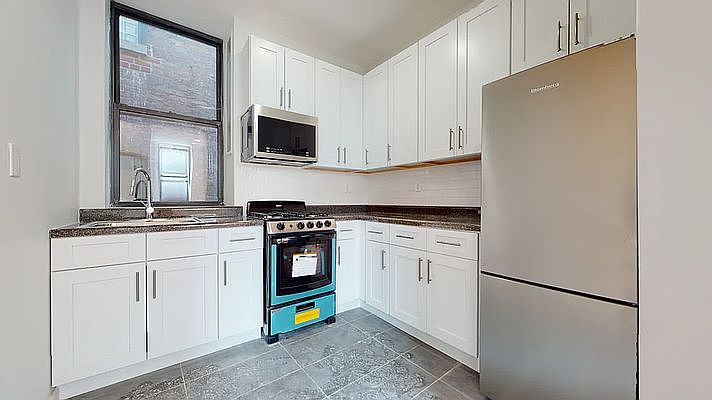 1st image of 139 W 28th St APT 2E