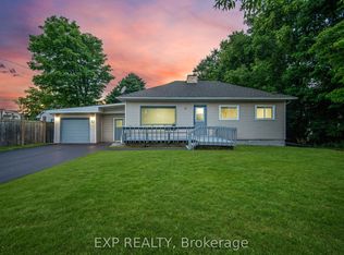 32 Maple Ave E, Halton Hills, ON L7G 5M2