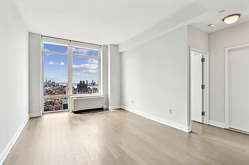 125 W 31st St #45C Photo 1