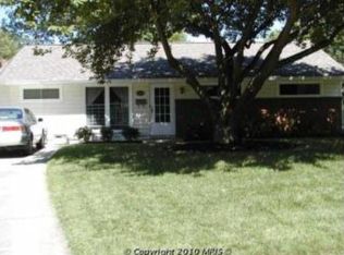 13804 Parkland Dr, Rockville, MD 20853