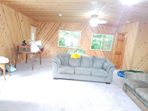 4th image of 2581 210th Ave