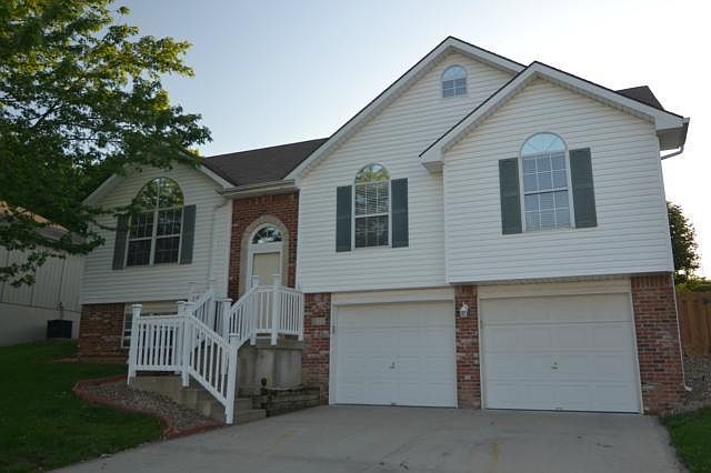 1st image of 806 Brome Dr